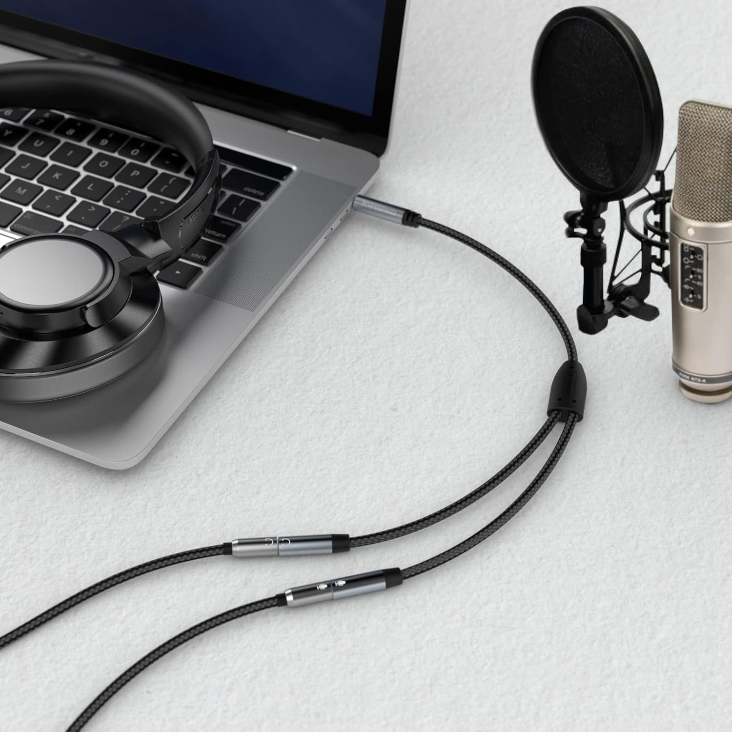 Headphone Microphone Splitter Adapter